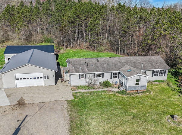 5355 W Remus Road, Mount Pleasant, MI 48858