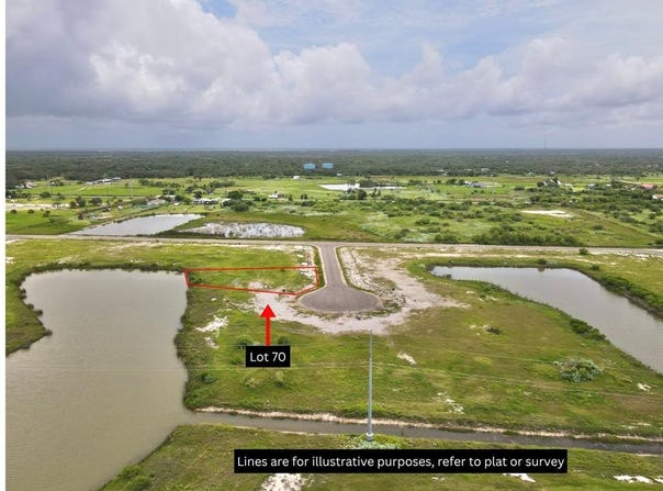 106 Garcia Rd., ROCKPORT, TX 78382
