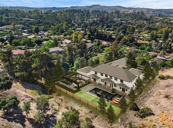 7583 Country Hill Lane, Anaheim Hills, CA 92808