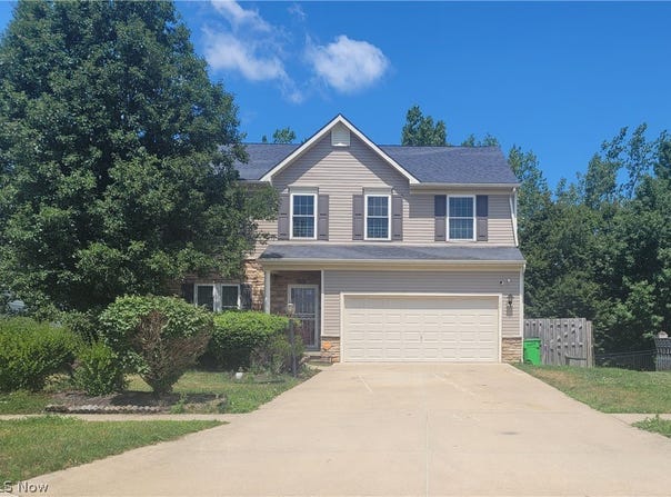 124 Slate Drive, Berea, OH 44017