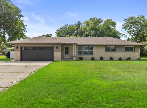 13030 W Allerton Ave, New Berlin, WI 53151