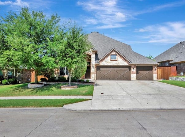 417 Mcfaddin Lane, Fort Worth, TX 76108
