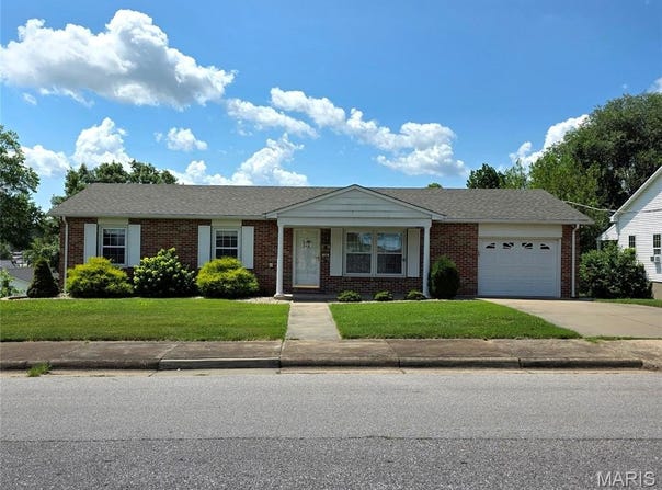 320 W 6th Street, Washington, MO 63090