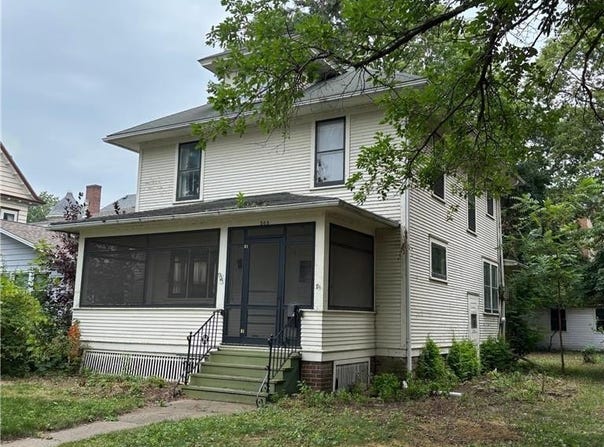 368 Washington Street, Winona, MN 55987