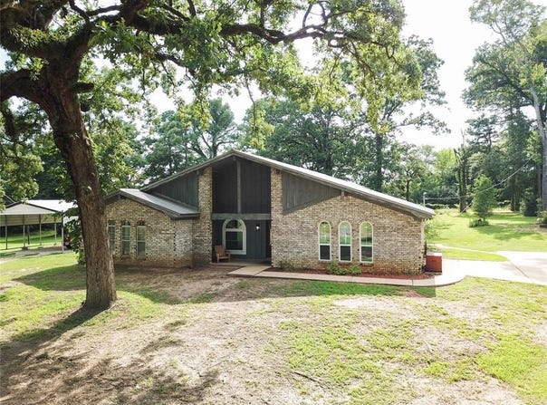 492 County Road 1107, Maud, TX 75567