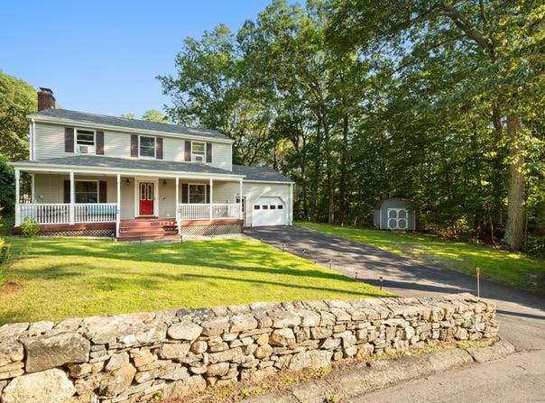 22 Patricia Court, Ledyard, CT 06335