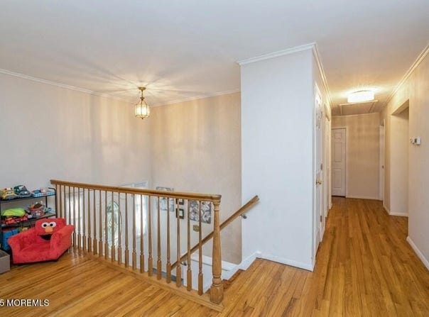 7 Echo Court, Holmdel, NJ 07733