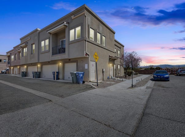 4351 San Benito Street, Santa Fe, NM 87507