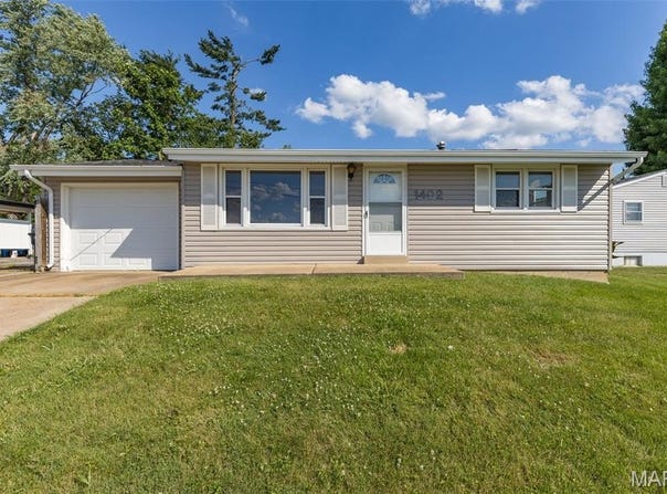 1492 Donna Drive, Arnold, MO 63010