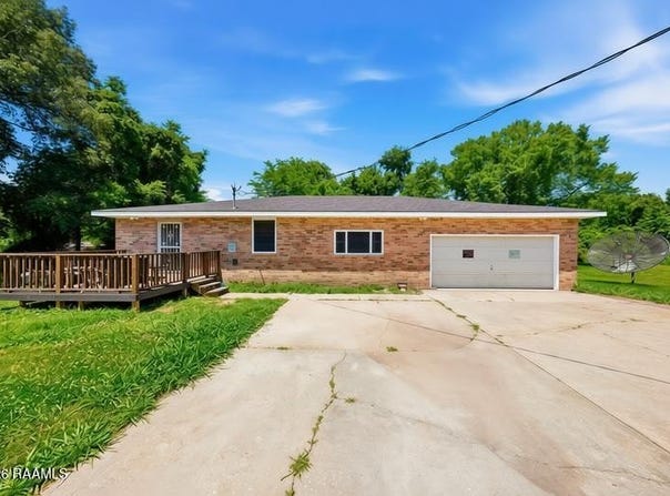403 Hwy 744, Opelousas, LA 70570
