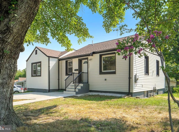 1307 OATES STREET, CAPITOL HEIGHTS, MD 20743