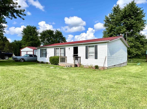 265 Mundell Estates, Heltonville, IN 47436