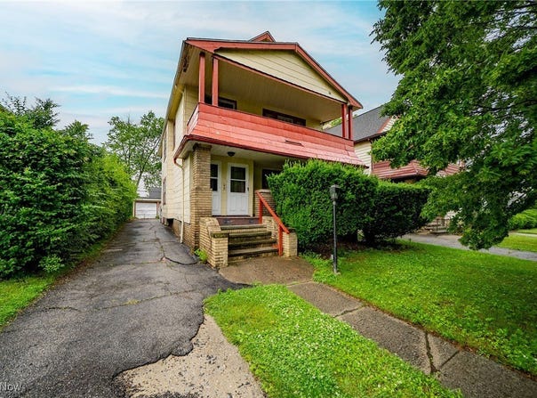 2196 Wascana Avenue, Lakewood, OH 44107