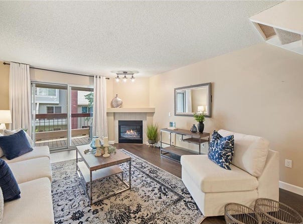7440 Edinborough Way, Edina, MN 55435