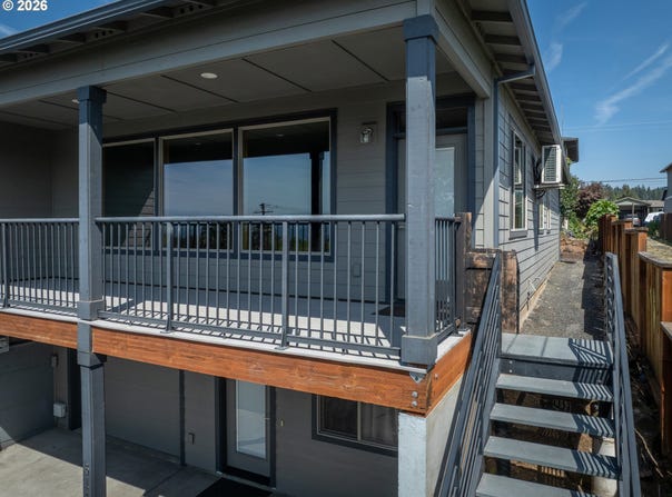 514 NE Grandview Blvd, WhiteSalmon, WA 98672