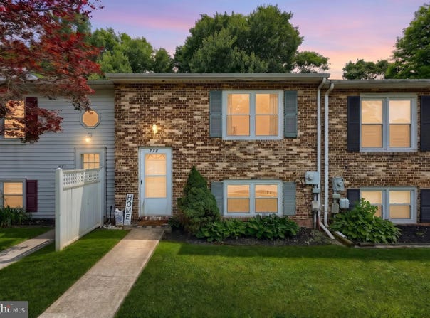 278 JUNIPER Drive, ETTERS, PA 17319