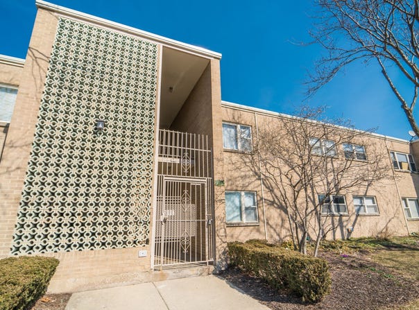 2444 W 111th Street unit: 2D, Chicago, IL 60655