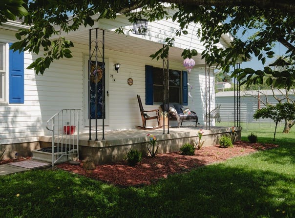 70 Jay Dr, Gallipolis, OH 45631