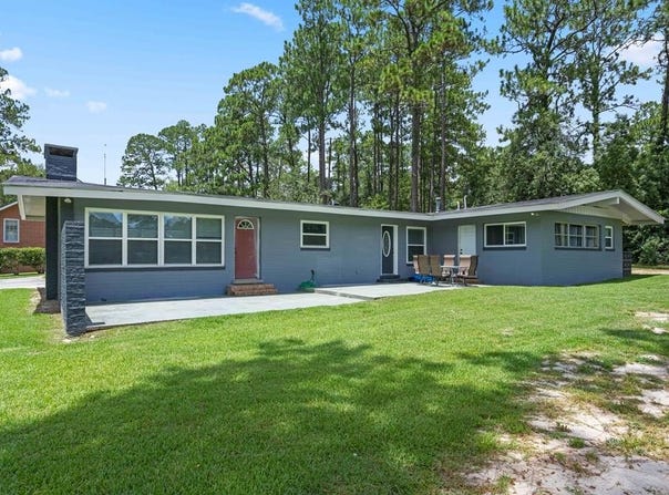 15 Pine Valley Cir., Moultrie, GA 31768