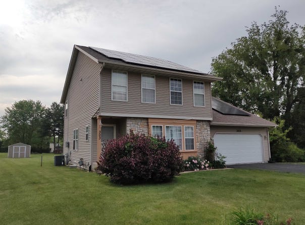 303 Lamplighter, POPLAR GROVE, IL 61065