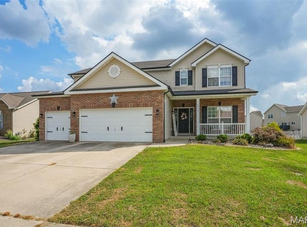 2708 Ambridge Drive, Belleville, IL 62221