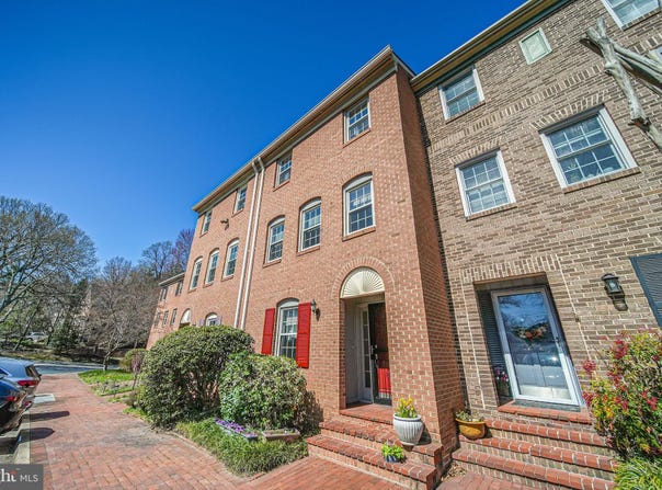 1274 S WASHINGTON STREET, FALLS CHURCH, VA 22046