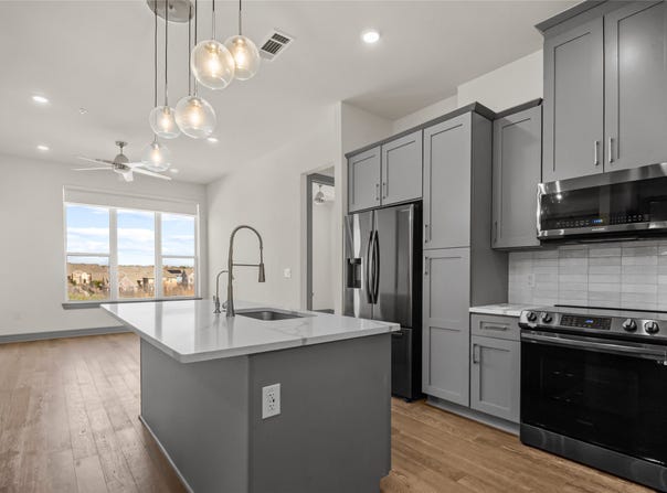 2700 Old Denton Road, Carrollton, TX 75007