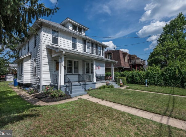 323 CLEVELAND AVENUE, RIVERSIDE, NJ 08075