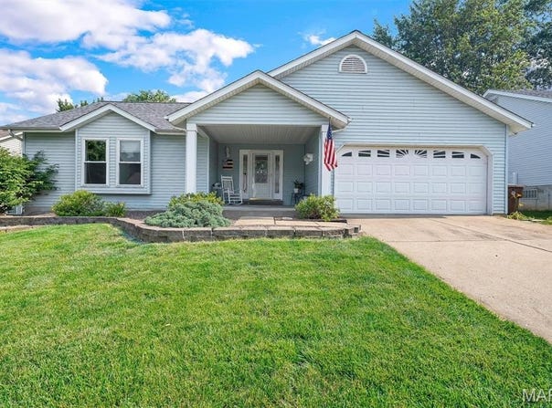 115 Misty View Lane, St Peters, MO 63376