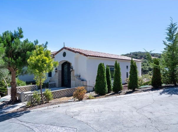 1250 Manzanita Court, Arroyo Grande, CA 93420