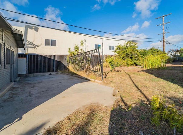 530 42nd St unit: 1 & 2, San Diego, CA 92102