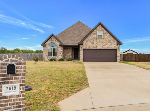 2918 Sierra Ct., Jonesboro, AR 72404-7107
