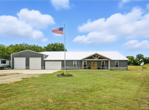 7139 Clem Road, Columbus, KS 66725