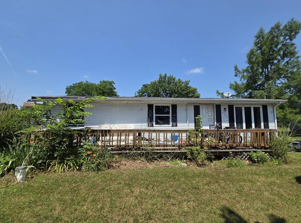 106 Orourke Court, Brooklyn, MI 49230