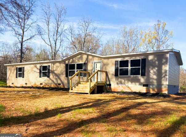 832 Stone Stewart, Hull, GA 30646