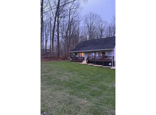 219 Thousand Oaks Dr, SHADY SPRING, WV 25918