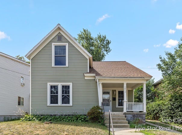 1022 Lilac Court NE, Grand Rapids, MI 49503