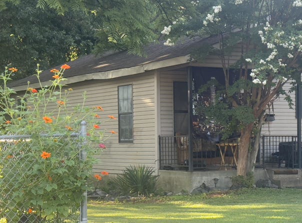 384 N MANASSAS, Memphis, TN 38105