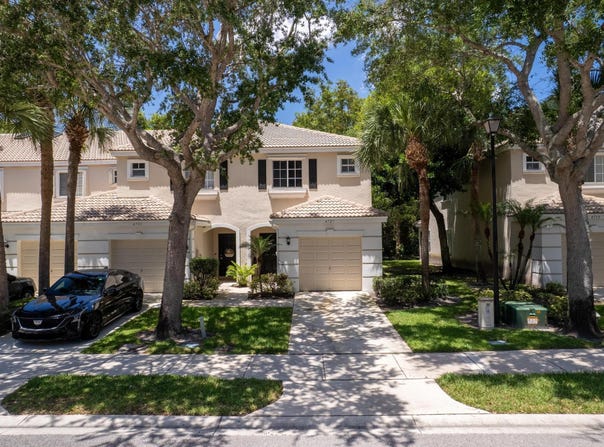 4727 Palmbrooke Circle, West Palm Beach, FL 33417