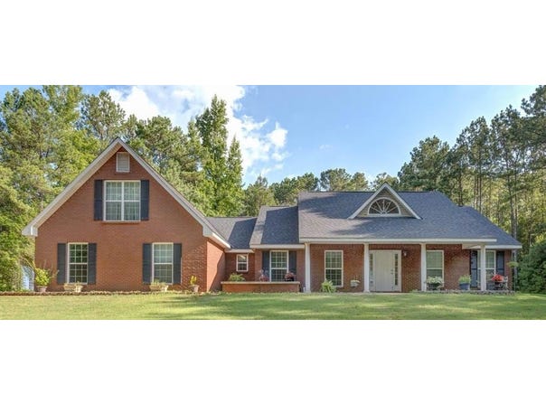 49 Calhoun Creek Road, Hamilton, GA 31811