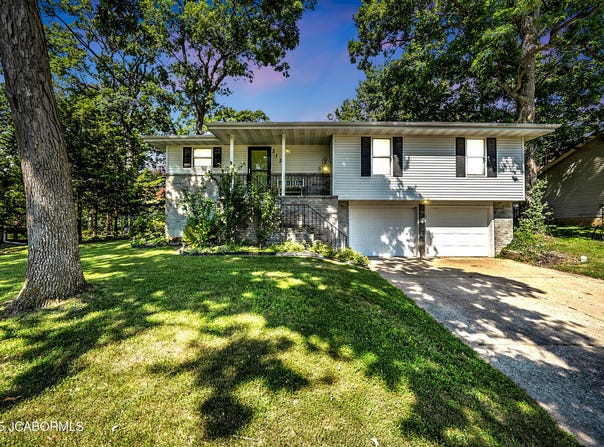 212 ARDEN DRIVE, Jefferson City, MO 65109