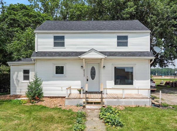 615 E Main Street, Butler, IN 46721-1466