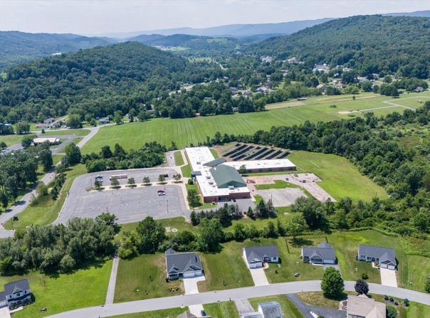 6224 TUSCARORA DRIVE, HUNTINGDON, PA 16652