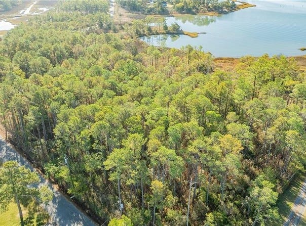 451 Wind Mill Point Road, Hampton, VA 23664