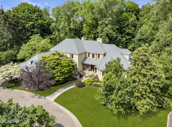 34 Bruns Road, West Allenhurst, NJ 07711