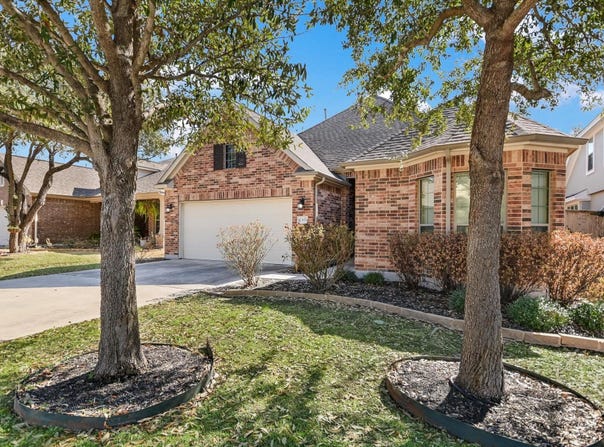 2300 Lookout Range Dr, Leander, TX 78641