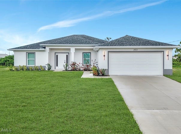 2921 NE 1st Avenue, Cape Coral, FL 33909