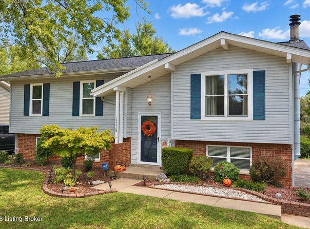 1246 Gail Dr, Jeffersonville, IN 47130