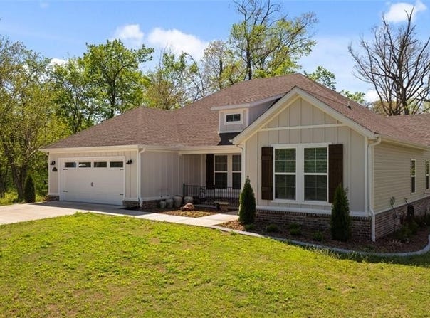 9 Burnmouth  PL, Bella Vista, AR 72715