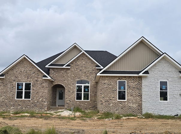 434 Burlington, Lizella, GA 31052